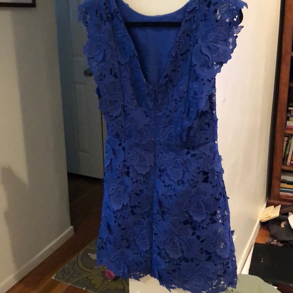 Royal blue floral lace dress - Picture 3 of 4